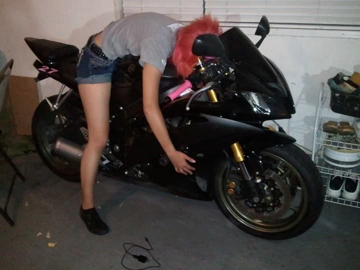 About 2 weeks ago my friend accidentally flushed her r6 keys down the