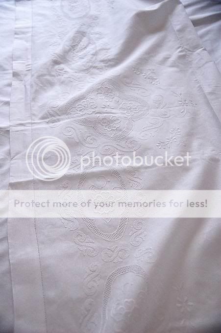 Elegant White Hand JIMO embroidery Bedding sheet set  