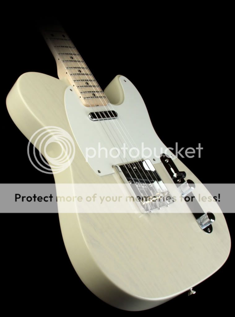 Fender_Custom_Shop_54_Telecaster_Vintage_Blonde_R10833_1.jpg